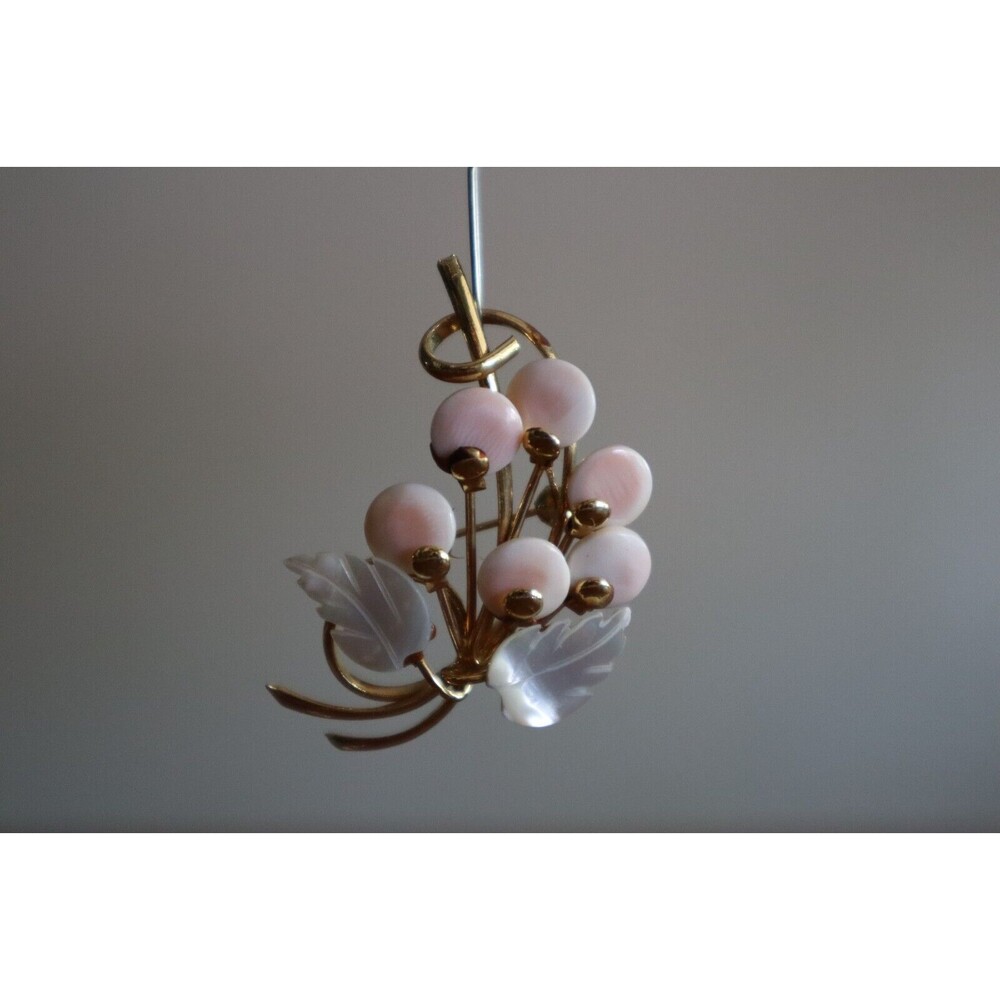 Vintage Leaf Grape Cluster Fruit Berries Pin Brooch Gold Tone ~2" Pinkish Hue